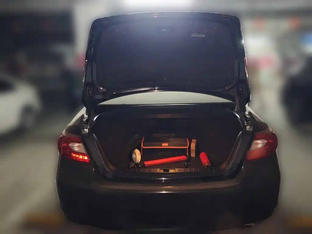 Infiniti Q70 2015 2013 Q70L 2.5L Comfort