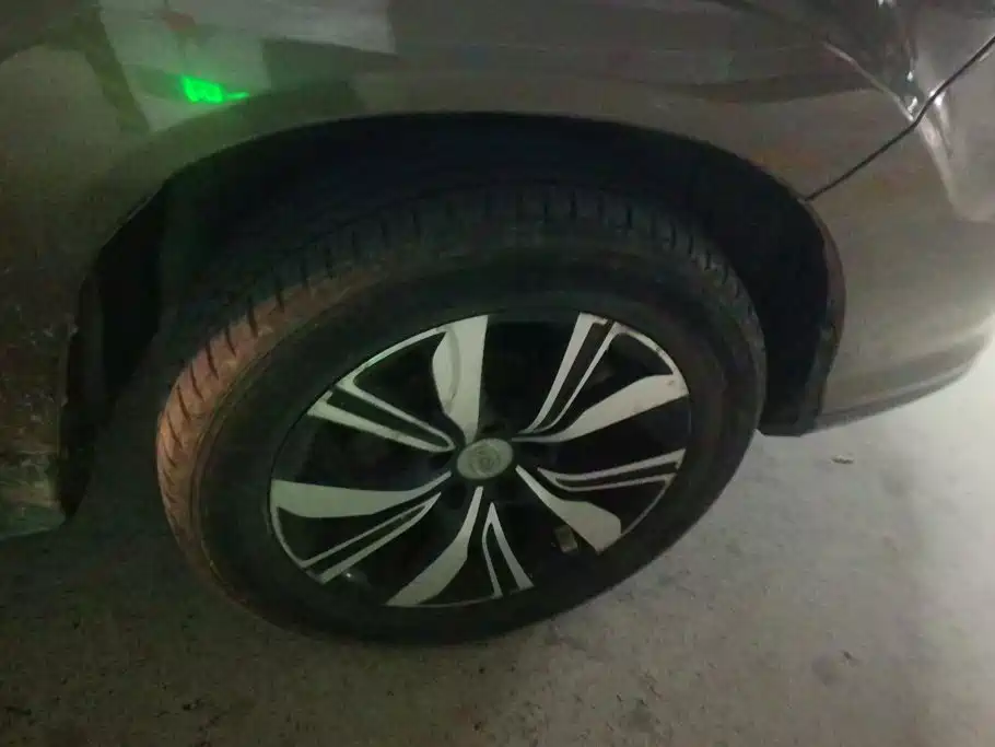 BYD S7 2017 2016 2.0T Automatic Premium Model