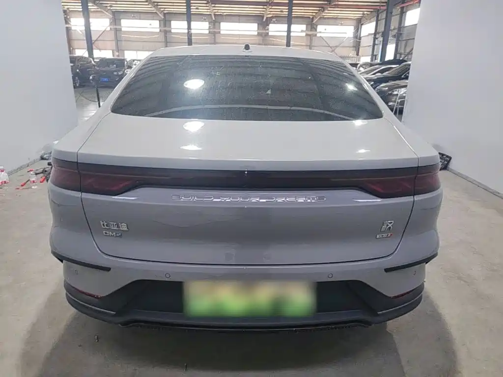 BYD Han 2025 2025 DM-i Smart Driving Edition 125KM LiDAR Flagship