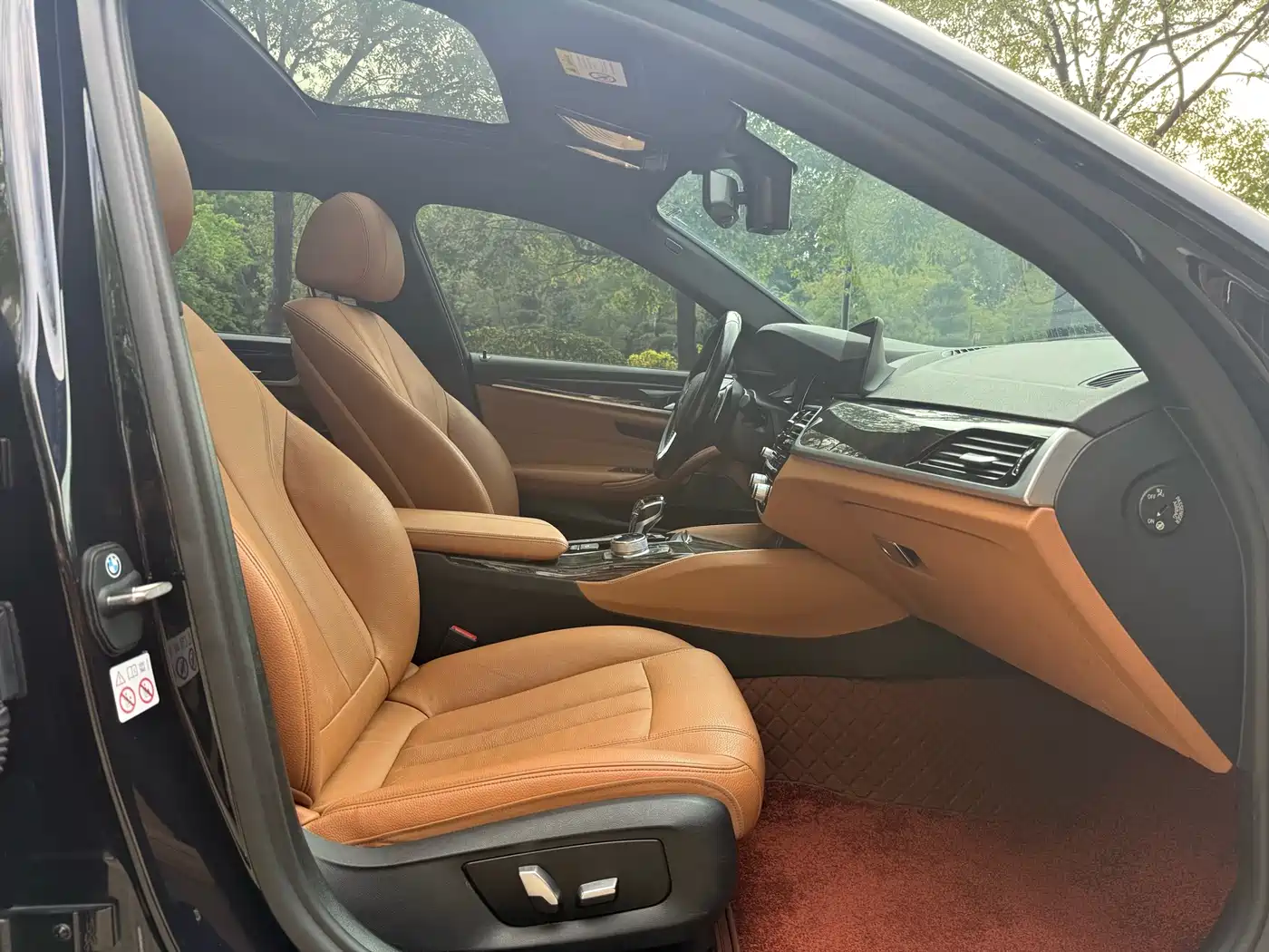 BMW 5 Series 2018 530Li Leading M Sport Package фото 12