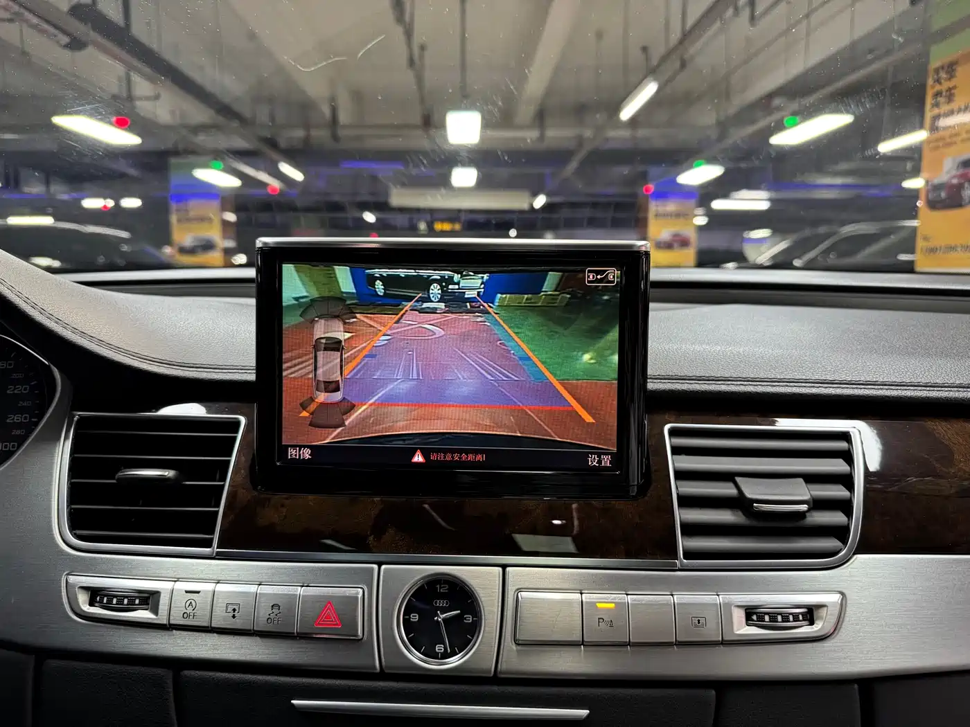 Audi A8 2014 A8L 45 TFSI quattro Luxury фото 28