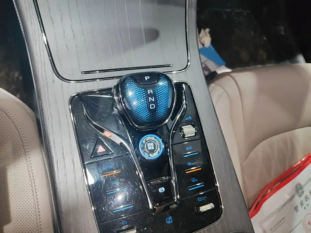 BYD Han 2025 2025 DM-i Smart Driving Edition 125KM LiDAR Flagship