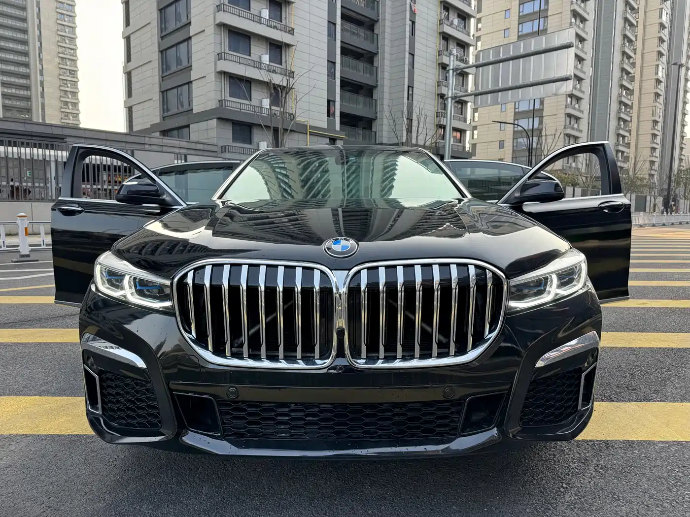 BMW 7 Series 2011 740Li Steinway Limited Edition