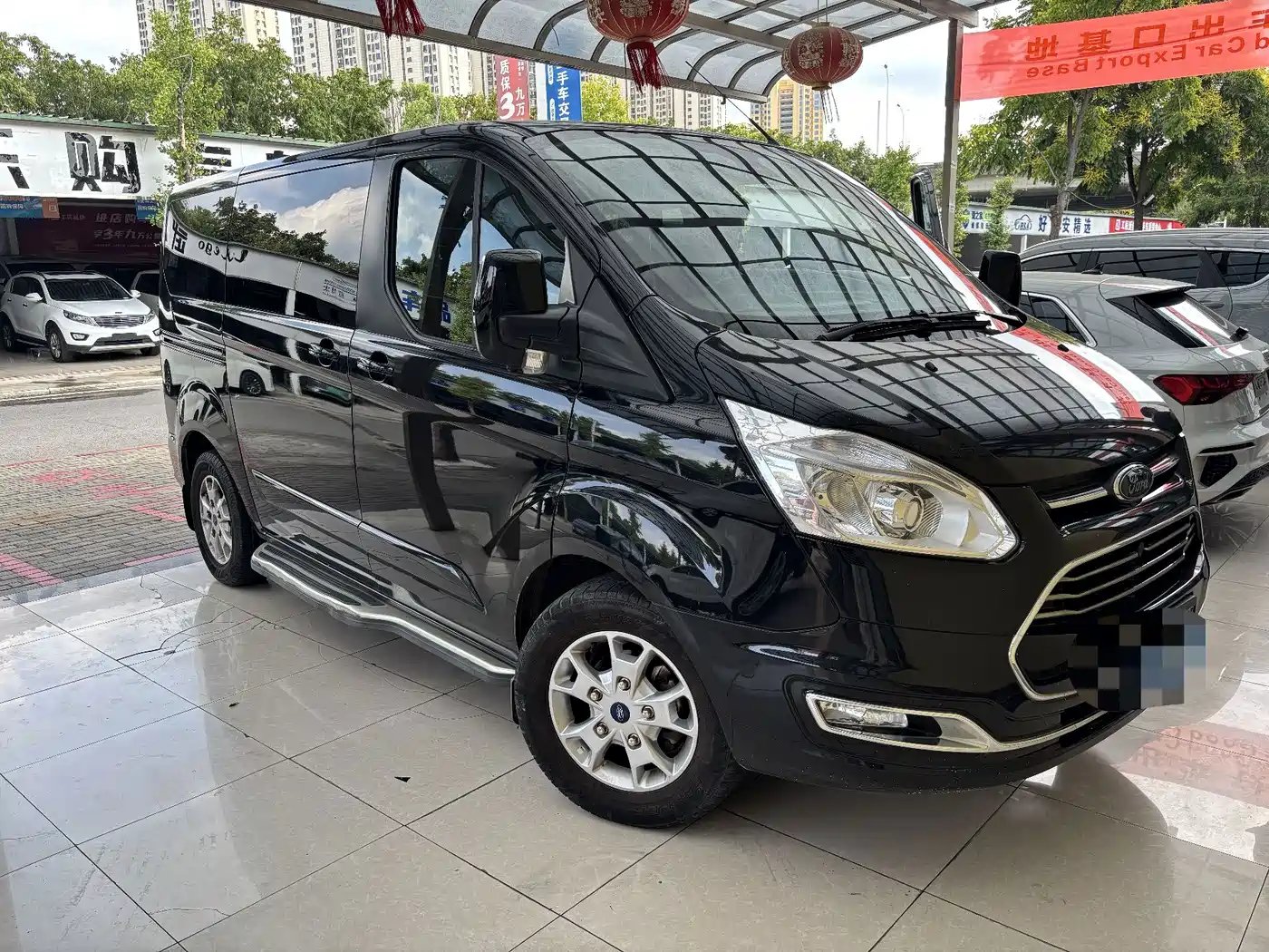 2022 Ford Tourneo