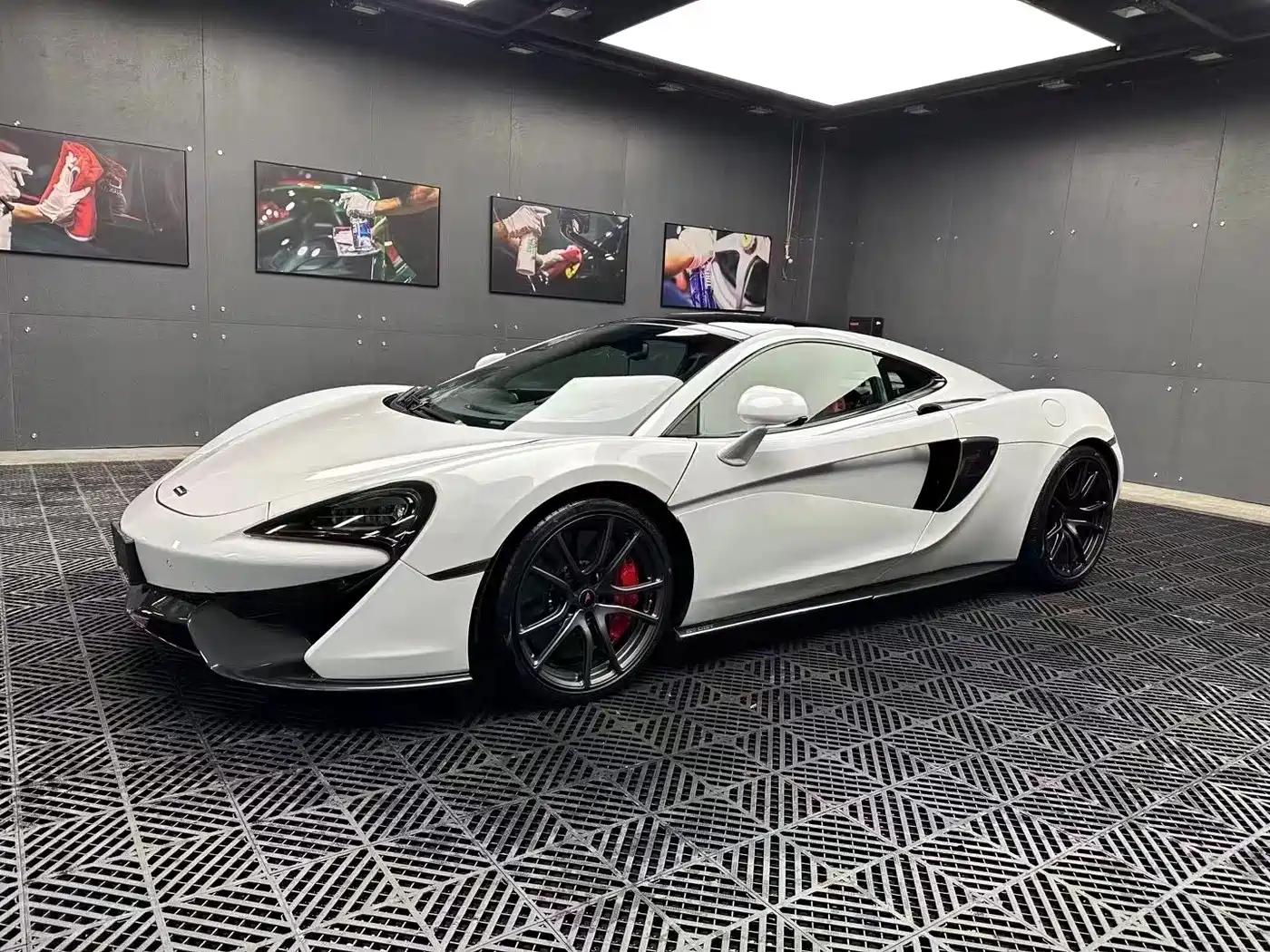 McLaren 570 2018 2015 570S 3.8T Coupe