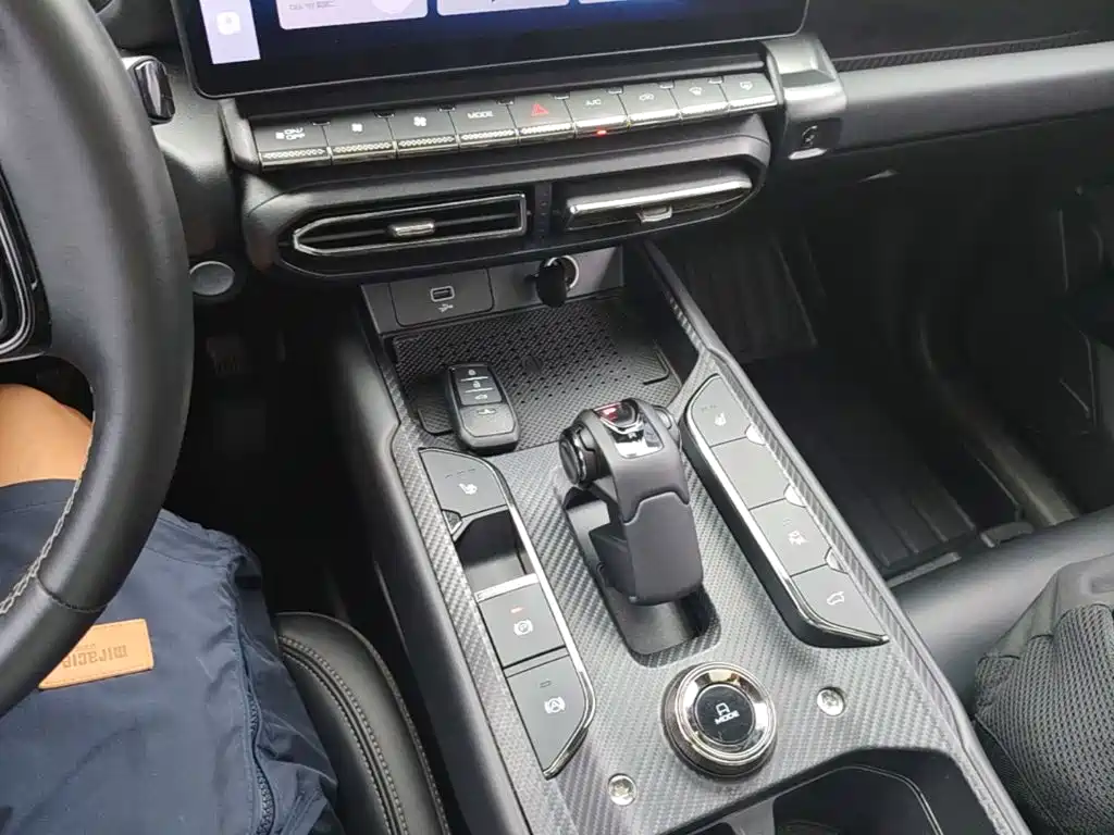 Haval Second-Generation Big Dog New Energy 2023 2023 DHT-PHEV 105km Trendy Electric Edition Plus