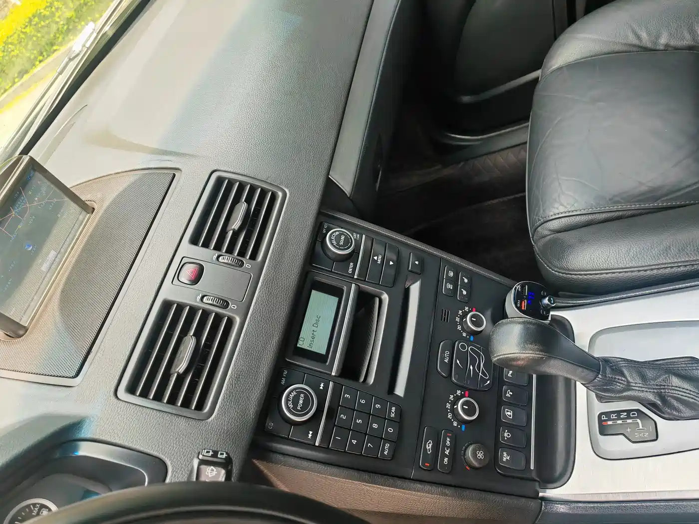 صورة 13 - Volvo XC90