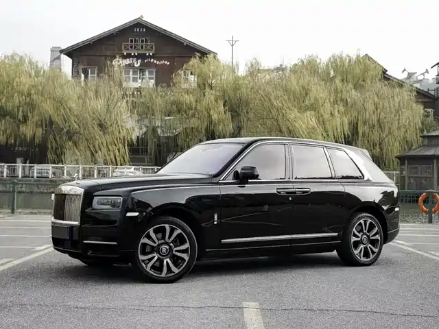 ROLLS-ROYCE CULLINAN