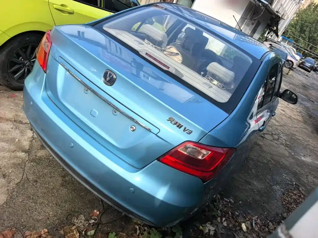 Changan Yuexiang V3 2015 2012 1.3L Manual Comfort China IV