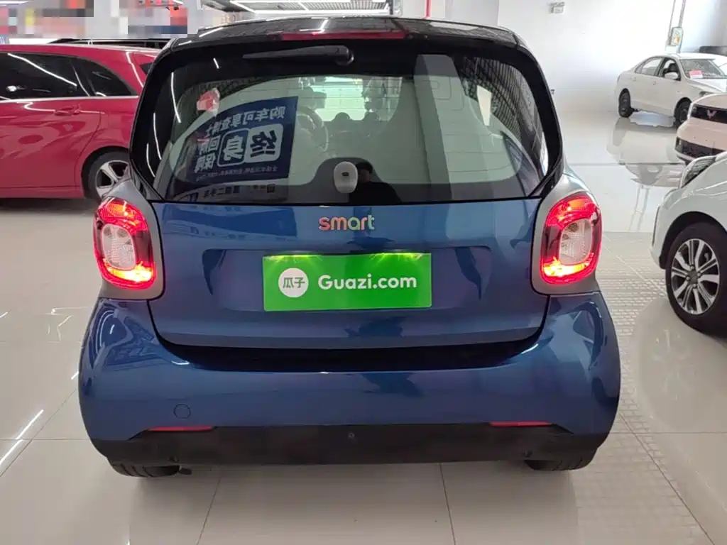 smart fortwo 2018 2018 1.0L 52kW Hardtop Passion Edition China V