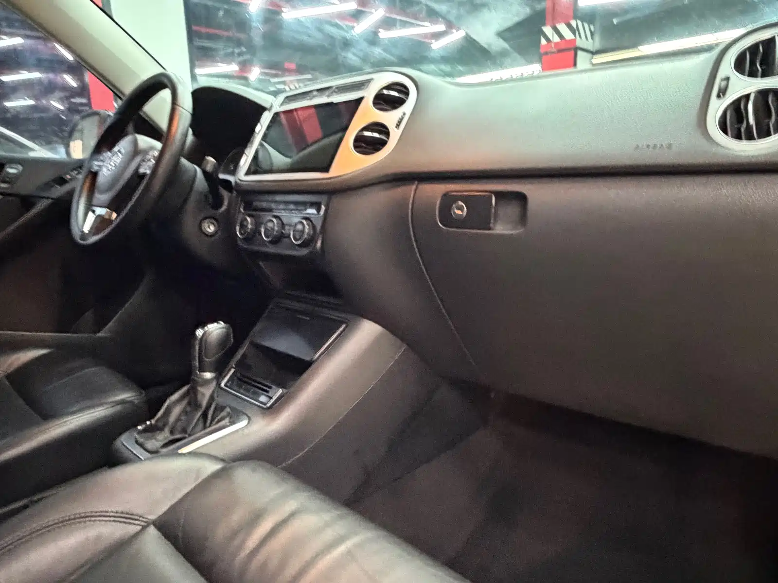 Фото 21 - Volkswagen Tiguan