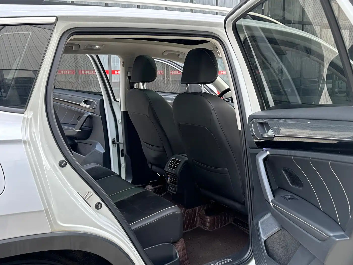 Volkswagen Tayron 2020 380TSI 4WD R-Line Smart Edition фото 17