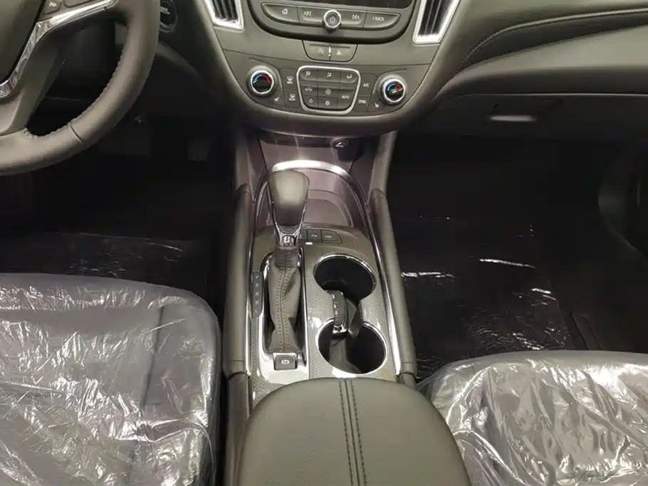 Chevrolet Malibu XL 2023 1.5T RS Edition фото 16