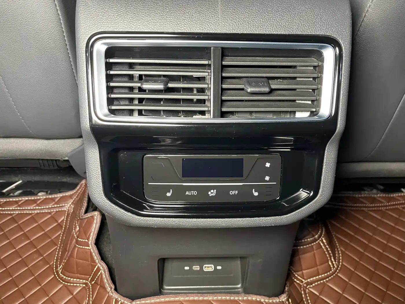Volkswagen Teramont 2022 530 V6 4MOTION Premium Luxury фото 13