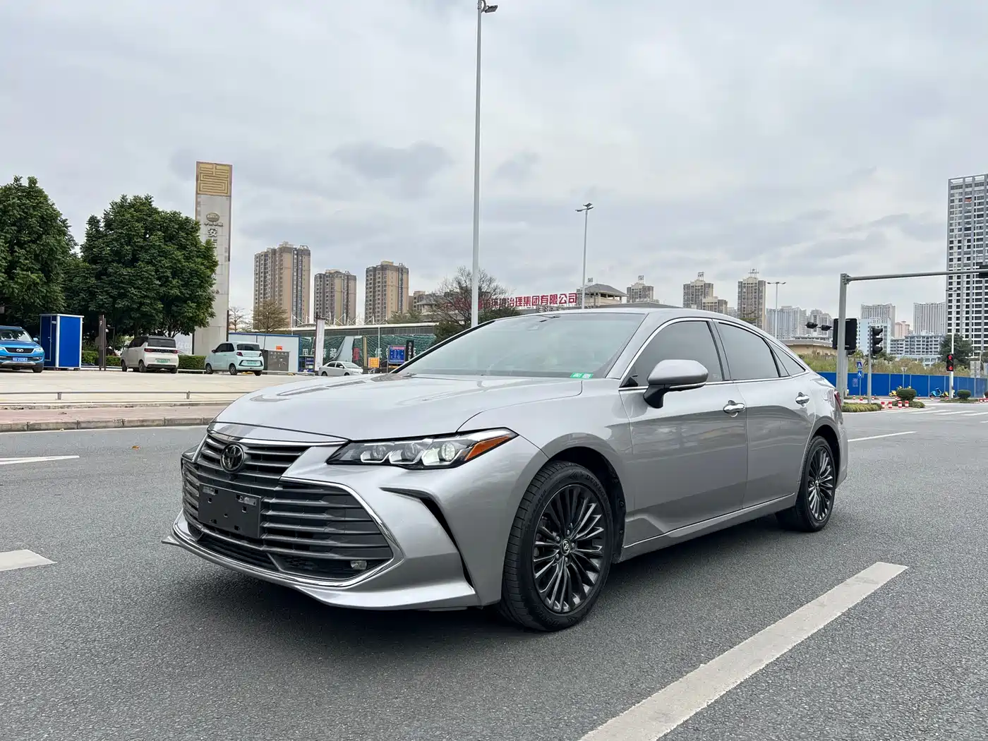 Toyota Avalon 2019 2.0L XLE Premium Edition (China VI)