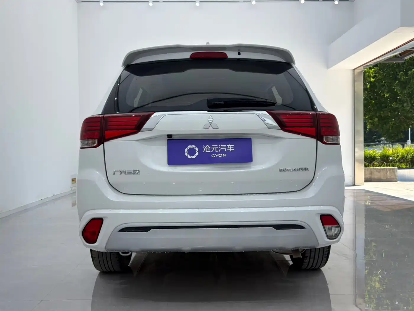 2023 Mitsubishi Outlander