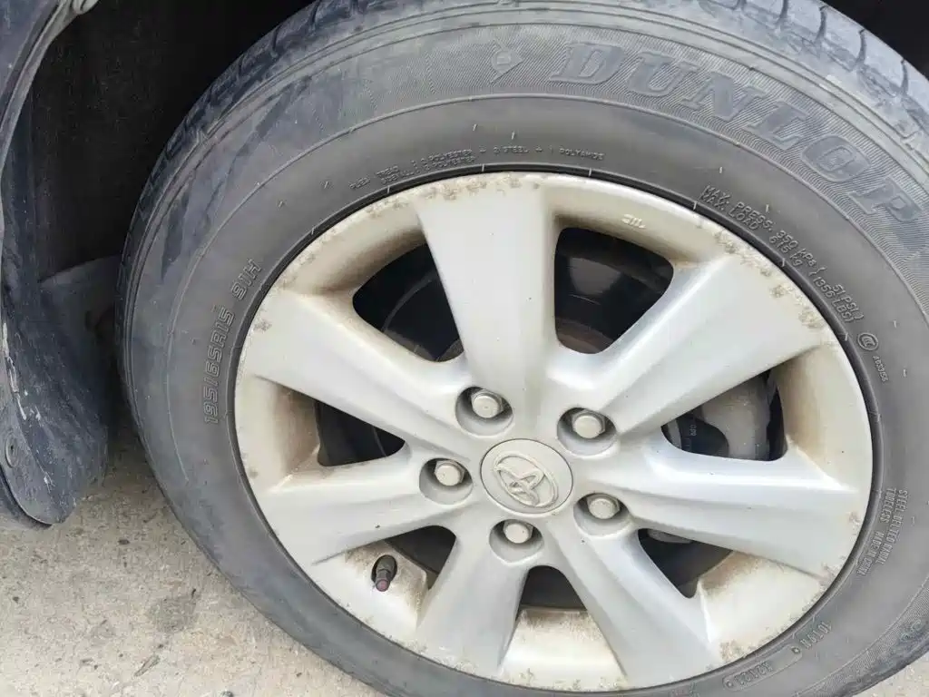 Фото 7 - Toyota Corolla