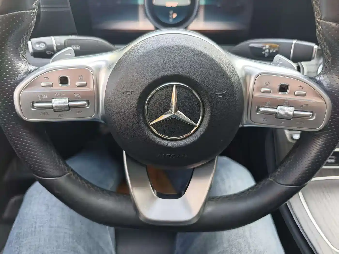 Mercedes-Benz E-Class 2020 E 300 L Sport Luxury Model фото 5