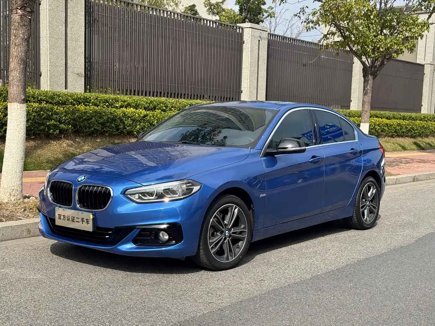 BMW 1 Series 2018 118i Sport Edition