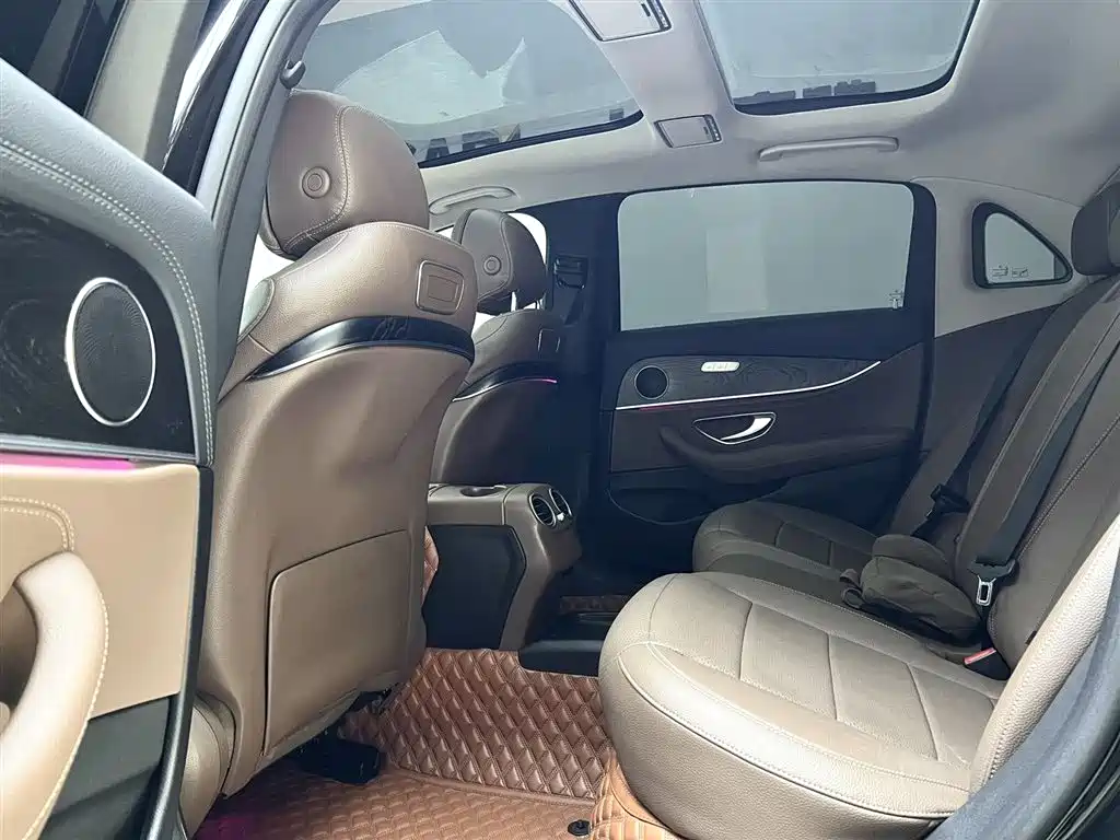 Mercedes-Benz E-Class 2016 E 200 L Sport Type фото 20