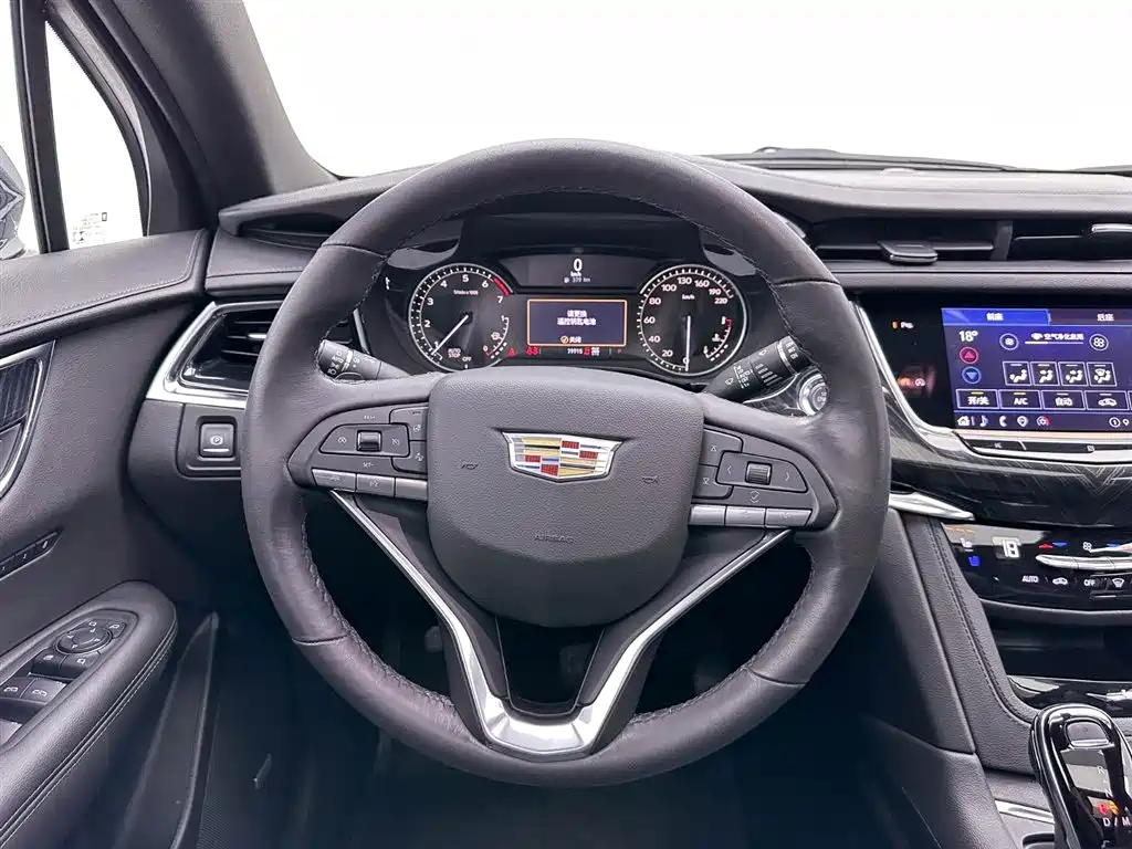 Cadillac XT6 2021 28T 6-Seater AWD Luxury фото 25