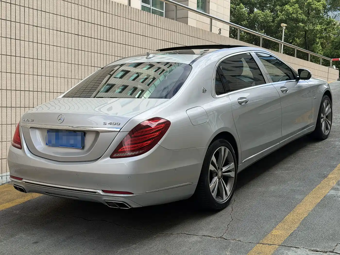 Mercedes-Benz Maybach S-Class 2016 2016 S 400 4MATIC