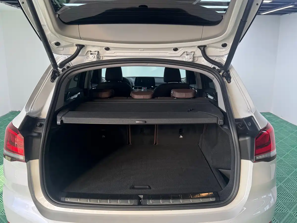 BMW X1 2022 sDrive20Li Fashion фото 8