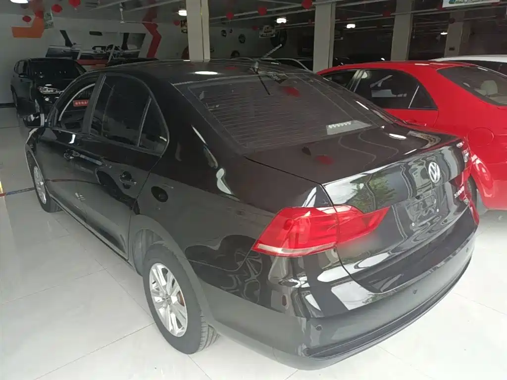 VOLKSWAGEN SANTANA