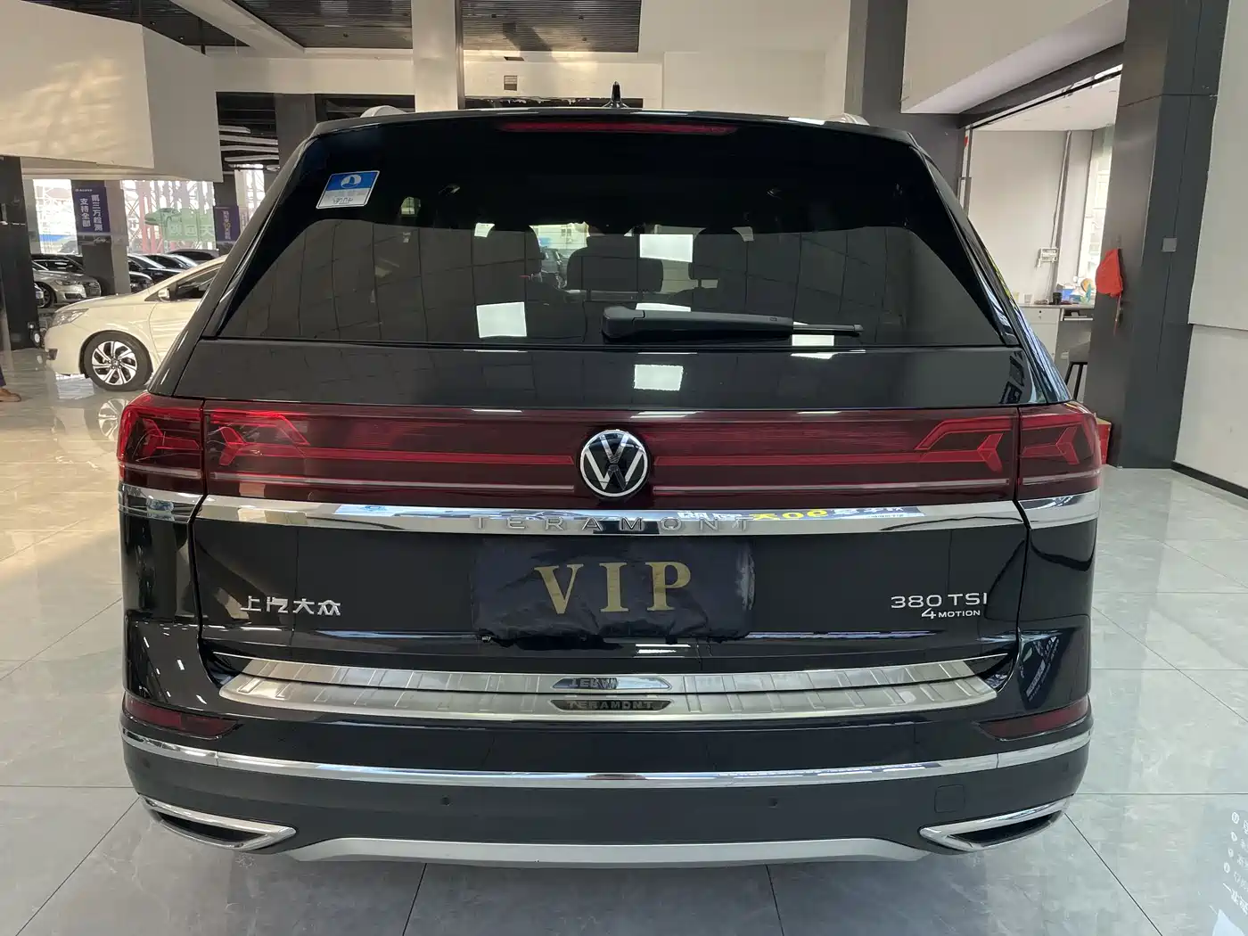 Volkswagen Teramont 2023 380TSI AWD Premium Luxury Edition фото 8