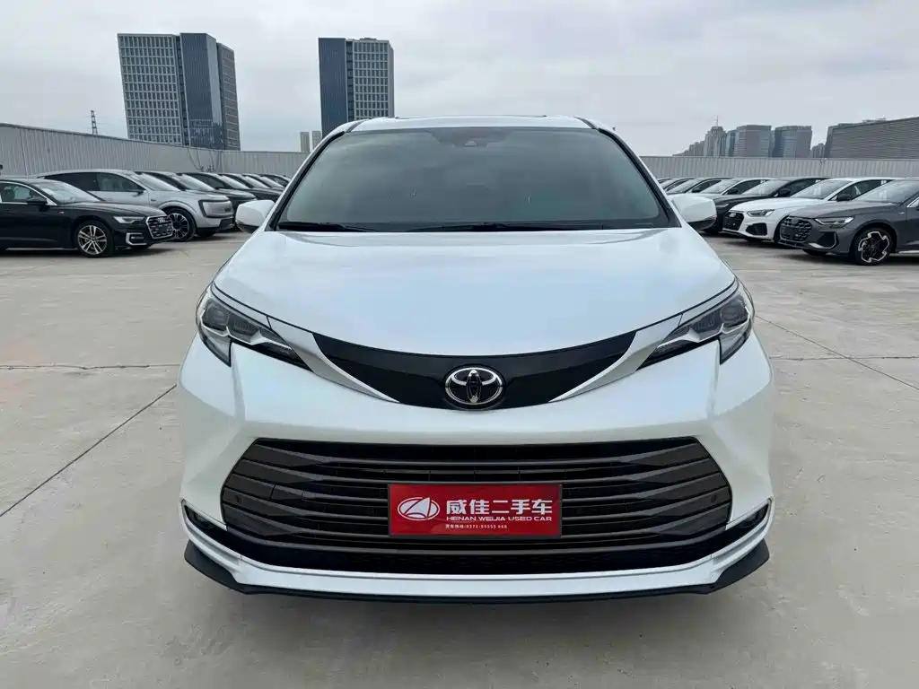 2026 Toyota Sienna