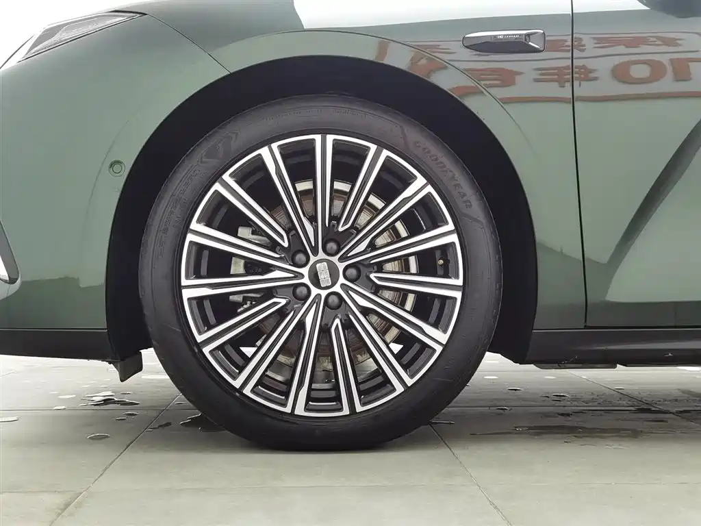 GEELY GALAXY GALAXY SPARKLE 8