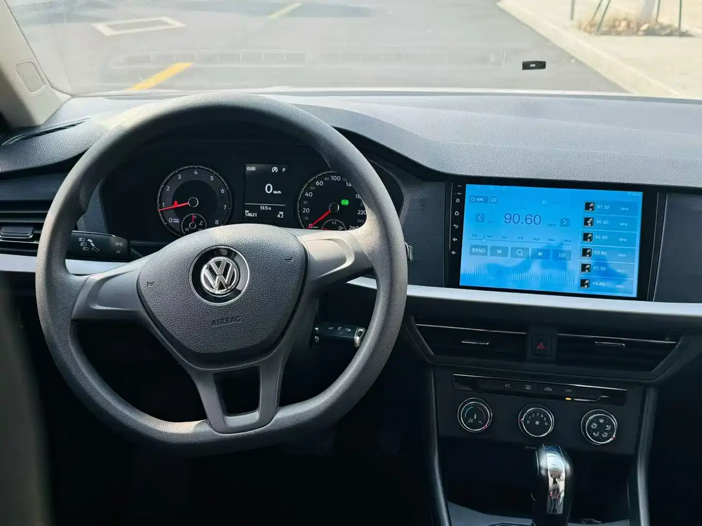 Volkswagen Lavida 2021 1.5L Automatic Trend Edition фото 5