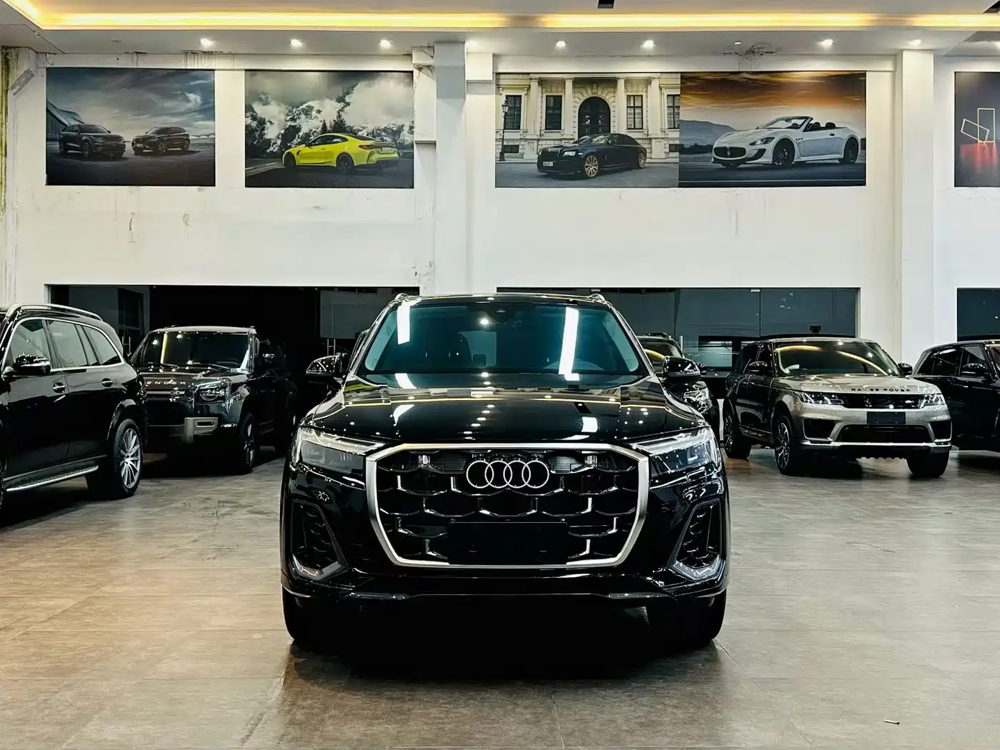 Audi Q7 2025 55 TFSI quattro S line Black Warrior фото 2