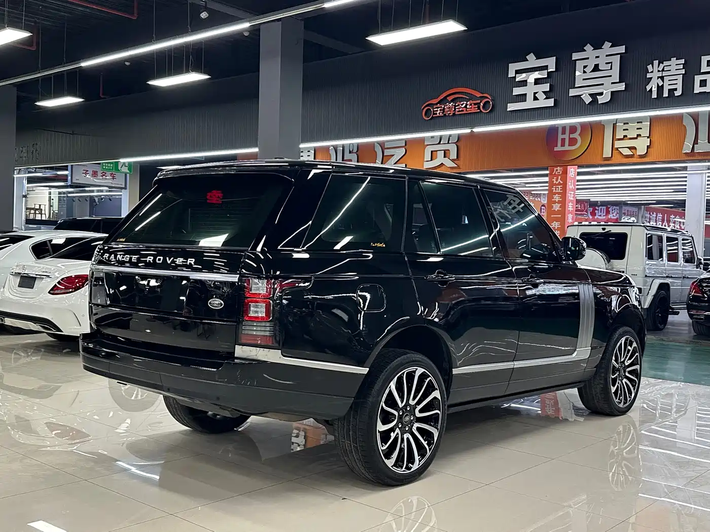 Фото 4 - Land Rover Range Rover