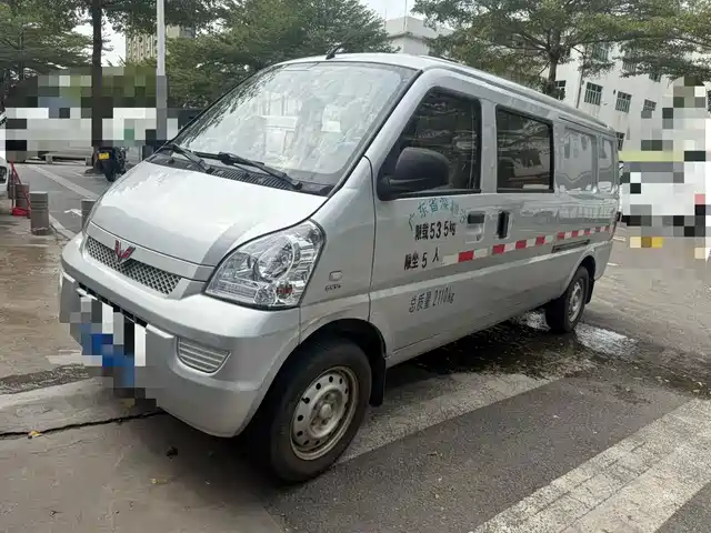 Wuling Motors Wuling Rongguang 2019 1.5L extended van basic model 5 seats