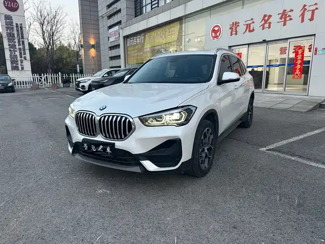 BMW X1 2022 sDrive25Li Leading