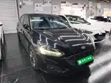Фото 4 - Ford Focus