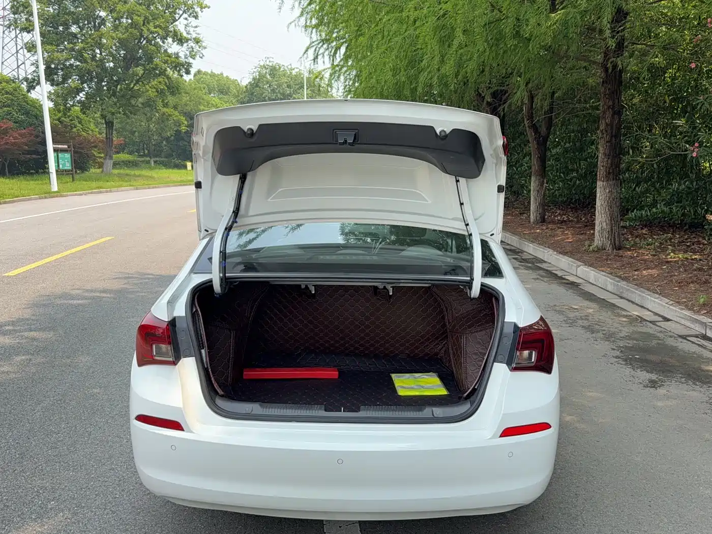 Фото 20 - Buick Excelle