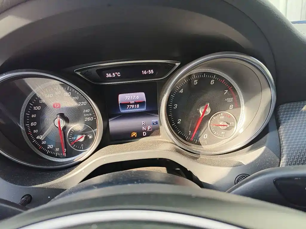 Фото 15 - Mercedes-Benz GLA