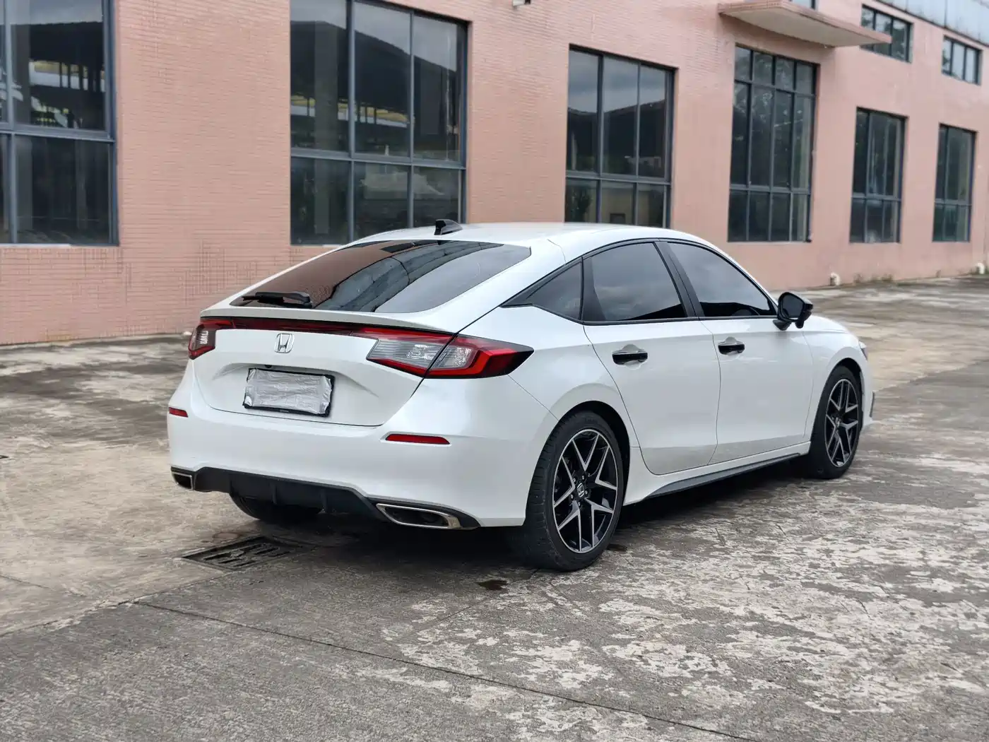 Фото 8 - Honda Civic