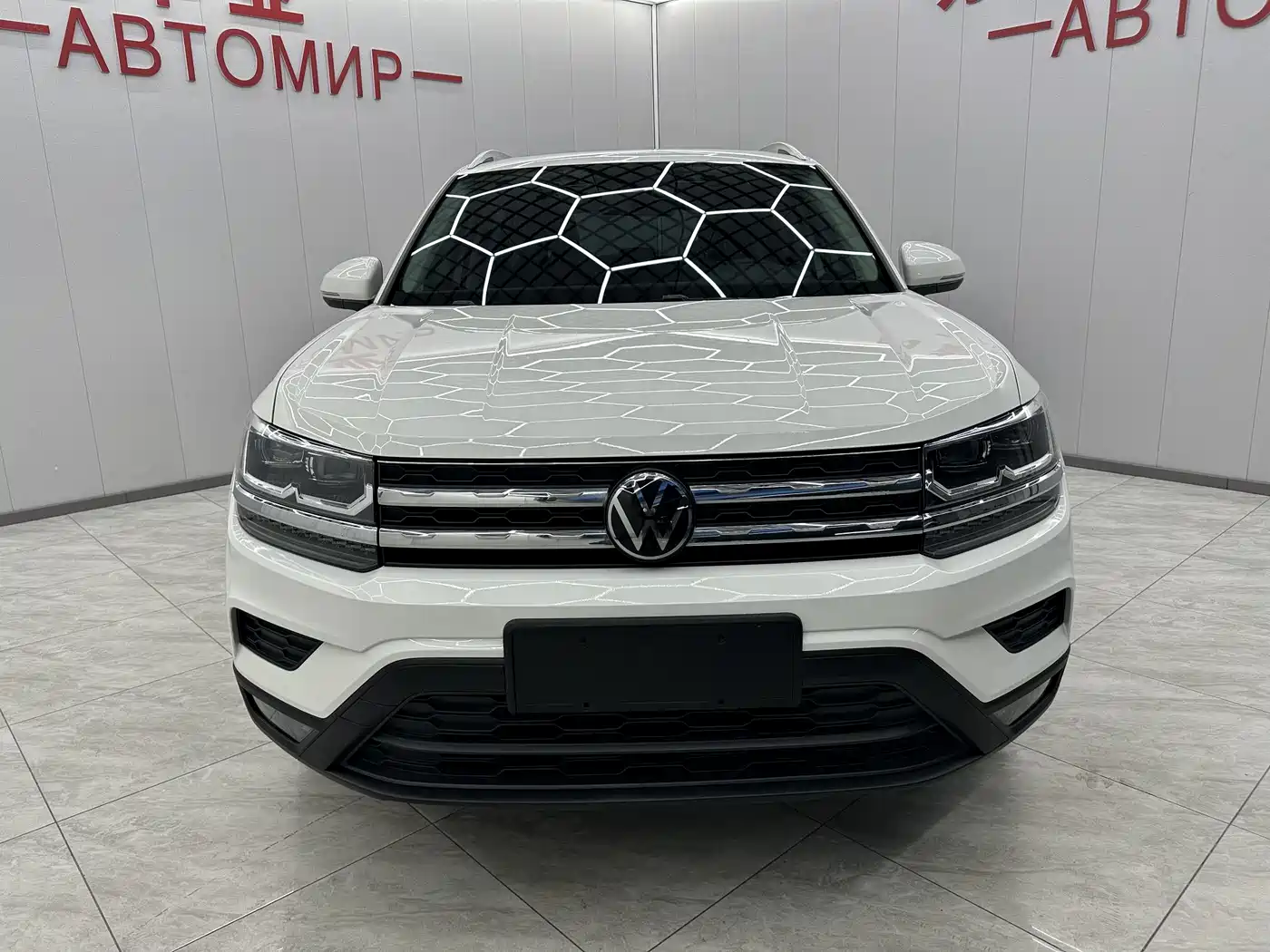 Volkswagen Tharu 2022 280TSI FWD Luxury Edition фото 3