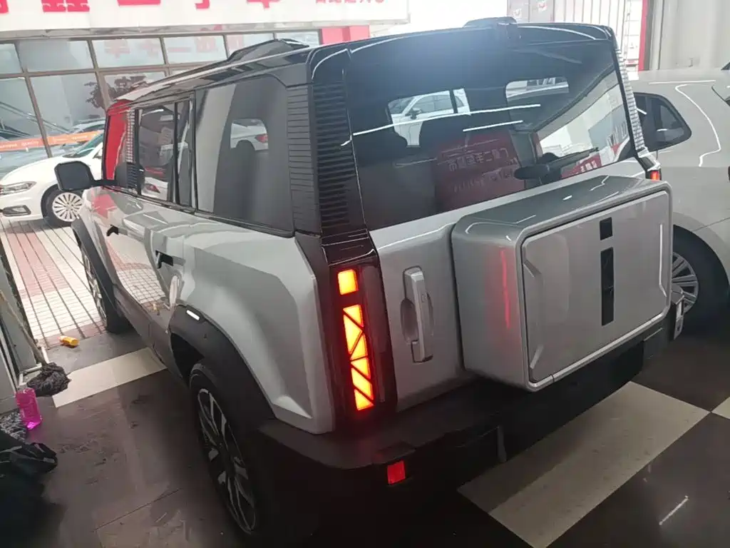 iCAR 03 2024 2024 Model 472km AWD Long Range Edition