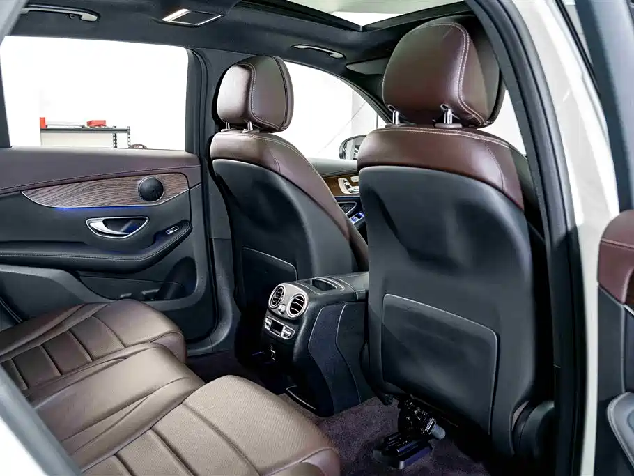 Mercedes-Benz GLC 2022 Facelift GLC 300 L 4MATIC Dynamic Collector's Edition фото 21