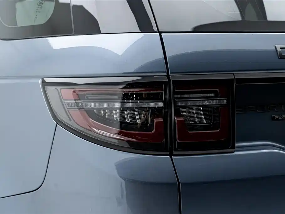 Land Rover Discovery Sport 2022 Model Facelift 249PS R-Dynamic S Performance Edition 5-seater фото 11