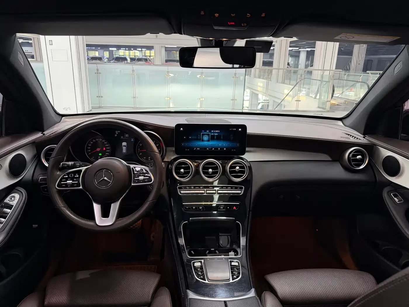 Mercedes-Benz GLC 2020 GLC 260 L 4MATIC Dynamic фото 7
