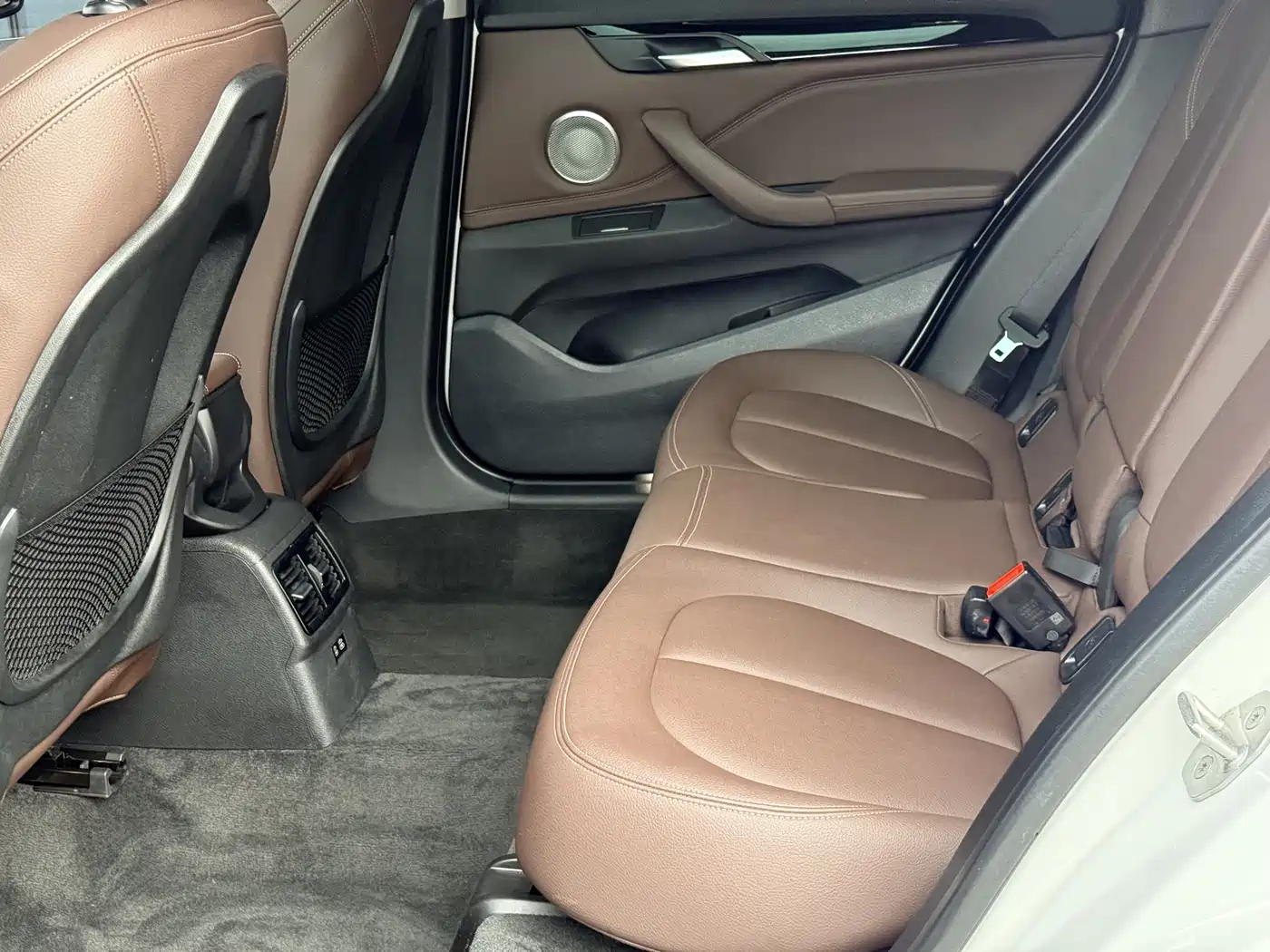 BMW X1 2022 sDrive25Li Leading фото 17