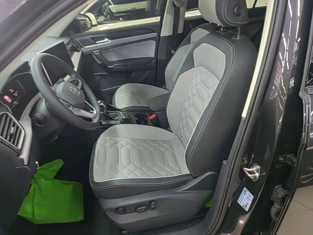 Volkswagen Tayron 2025 2025 Facelift Mass Enjoyment 330TSI