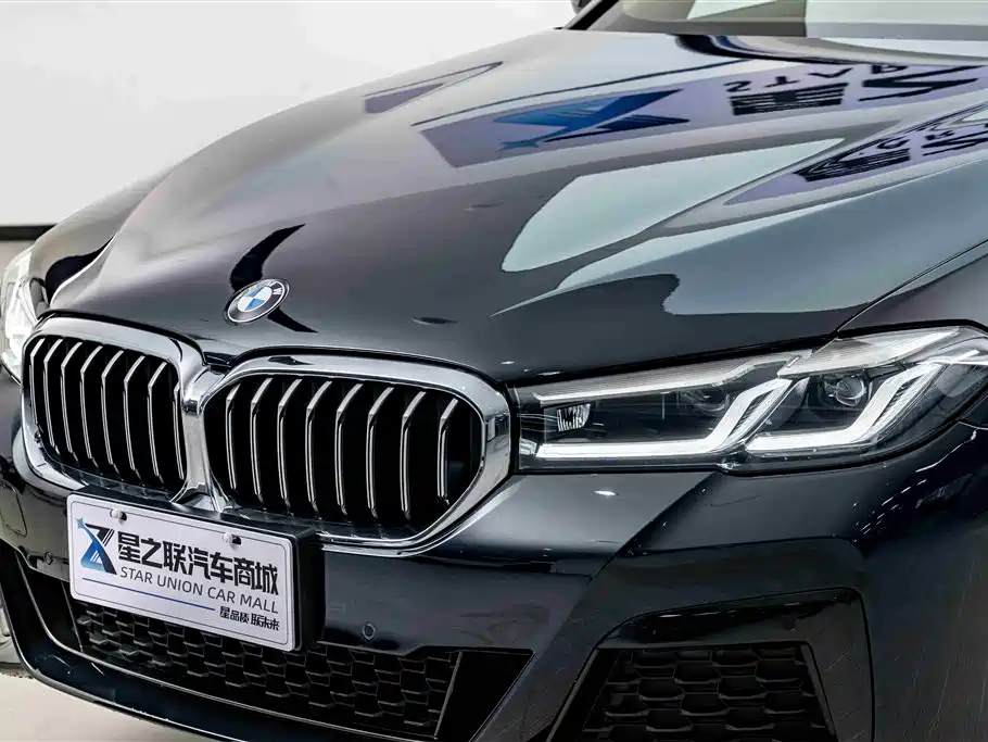 BMW 5 Series 2022 Model Second Facelift 525Li M Sport Package фото 4