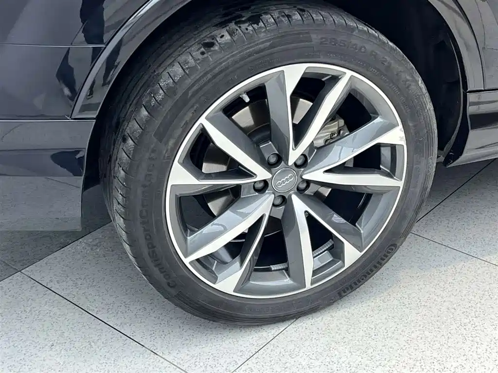 Audi Q7 2020 55 TFSI quattro S line Sport фото 8