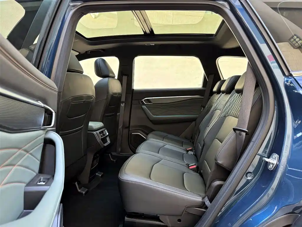 Geely Haoyue L 2025 2024 Model 2.0T DCT Premium